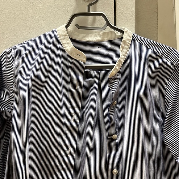 Uniqlo - stripped office shirt - Picture 2 of 4